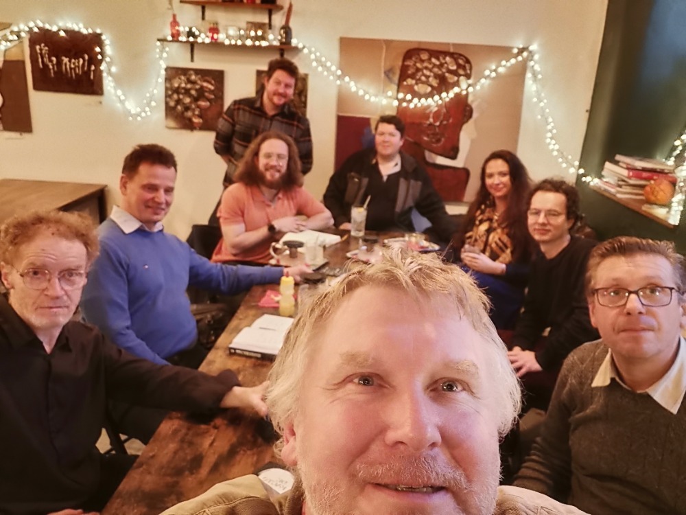 offline networking photo